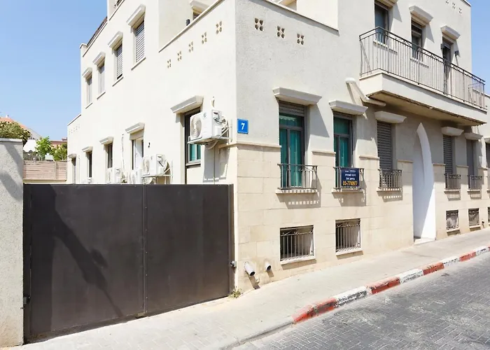 Localz - Jaffa Apartment